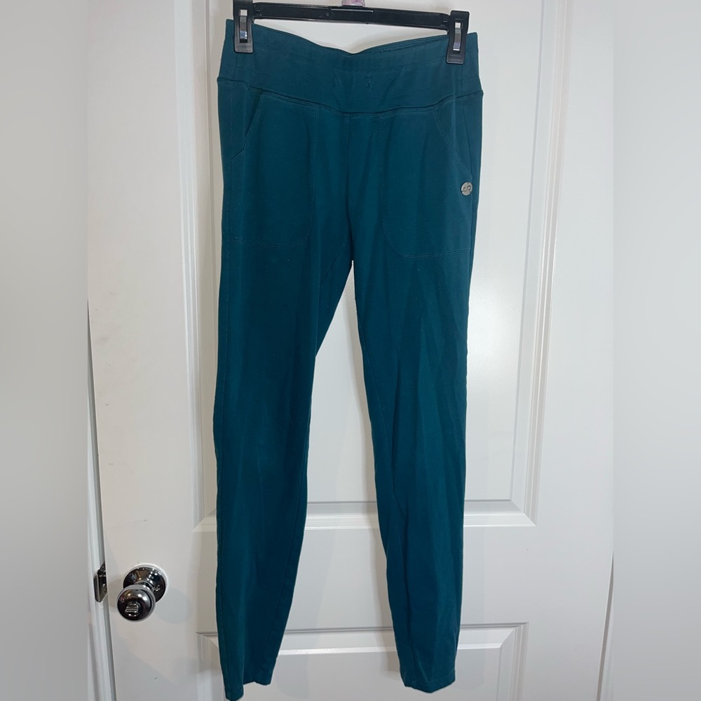 Curves N Combat Boots Teal Scrunch Butt Pockets Active Workout Stretchy Leggings